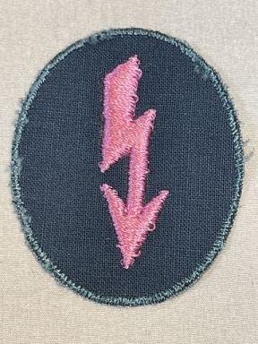 Original WWII German Signals Personnel Trade Badge, Panzer