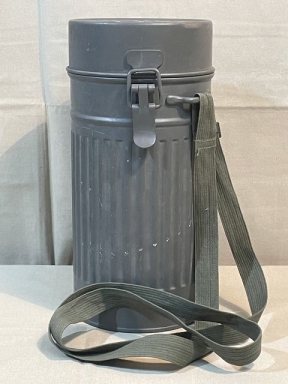 Original WWII German Luftschutz Gas/Dust Mask Carrying Can
