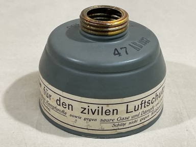 Original WWII German Luftschutz Dust Mask Filter, UNUSED!