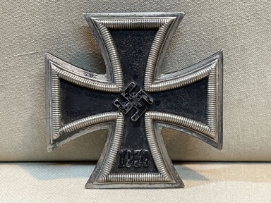 REPRODUCTION German 1939 Iron Cross 1st Class