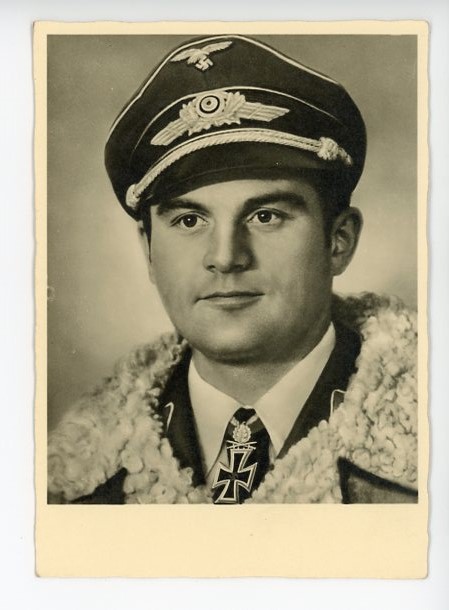 Original WWII German Personality Postcard, Hauptmann Helbig