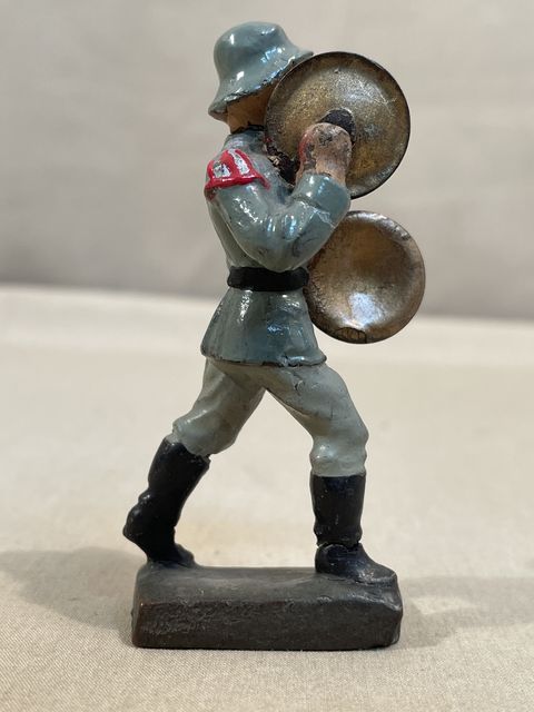 Bunker Militaria: Original Nazi Era German Toy Soldier Marching
