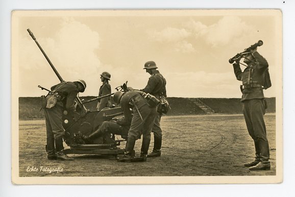 Original WWII German Military Themed Postcard, LW Light FLAK in Position