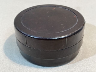 Original WWII German 7.5cm Mountain Howitzer Bakelite Charge Container