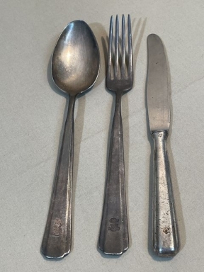 Original WWII Era German Luftwaffe Mess Hall Silverware Set, SILVER