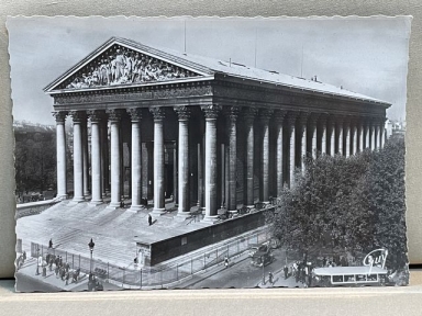 Original WWII Era French Architecture Postcard, Paris et ses Merveilles Eglise de la Madeleine