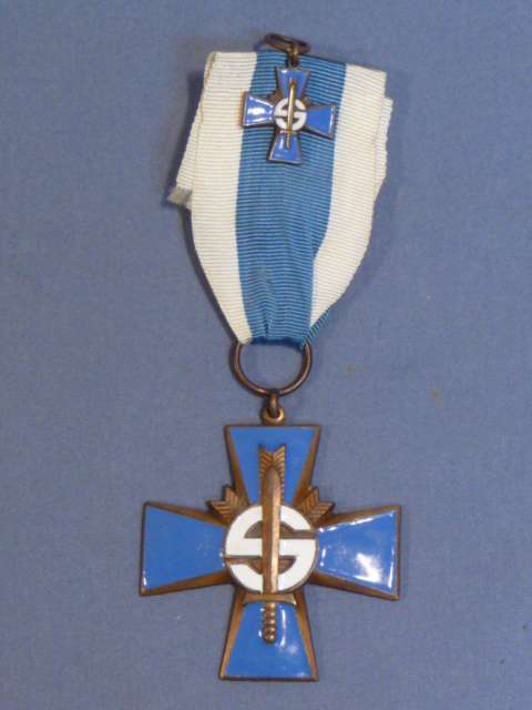 Original WWII Finnish Medal, Homeguard Volunteer Service Cross