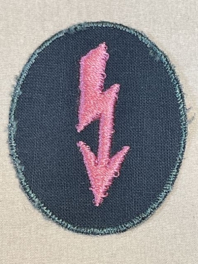 Original WWII German Signals Personnel Trade Badge, Panzer