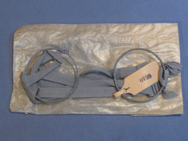 Original WWII German Masken-Brille (Gas Mask Glasses) in Glassine Envelope