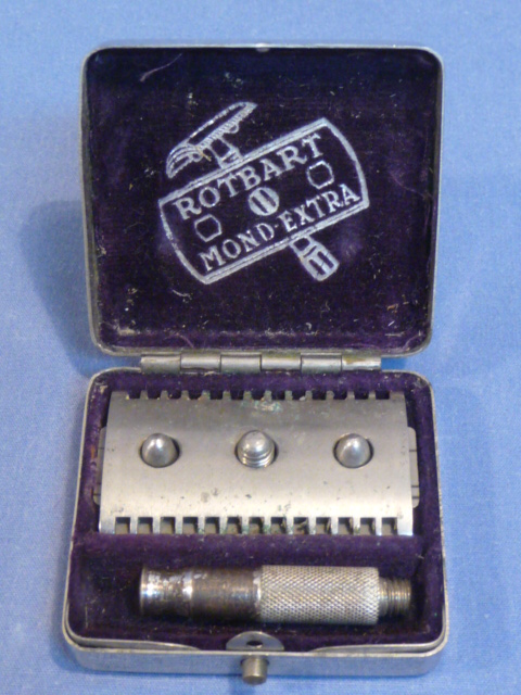 Original WWII German Soldier's Small Travel Safety Razor, ROTBART MOND-EXTRA
