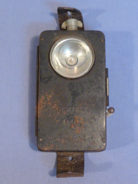 Original WWII German Soldiers Flashlight, PERTRIX 679L