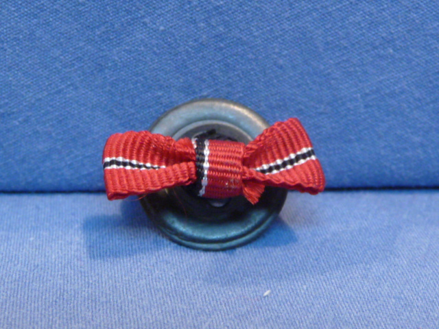 Original WWII German Russian Front Medal Lapel Button Hole Ribbon, UNISSUED