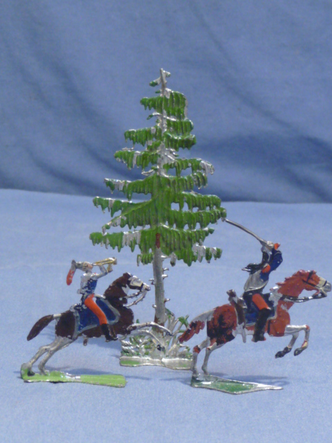Original WWI German Set of 3 Lead Flats, Horse Soldiers and Tree