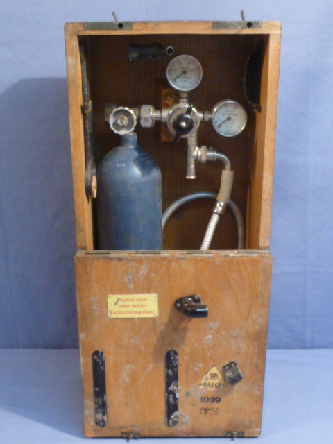 Original WWII German Oxygen Treatment Device for Troops, Sauerstoff Behandlungsgert fr Truppen