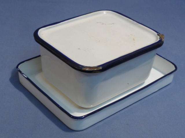 Original WWII German Medical Item, Enameled Box and Tray Set
