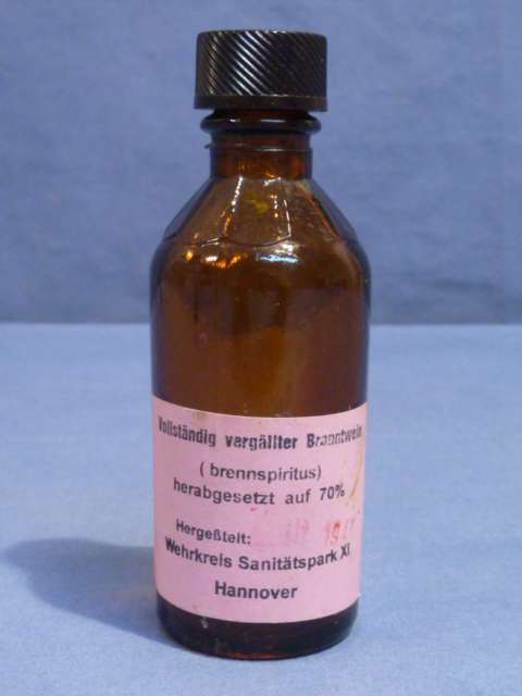 Original WWII German Medical Glass Bottle, Vollst�ndig verg�liter Branntwein
