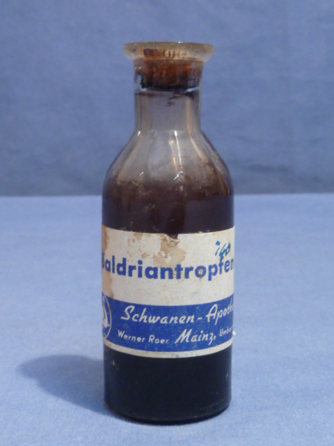 Original WWII German Medical Glass Bottle, Baldriantropfen