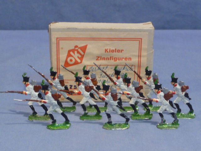 Original Nazi Era German Set of 11 Lead Flats with Box, Foot Soldiers