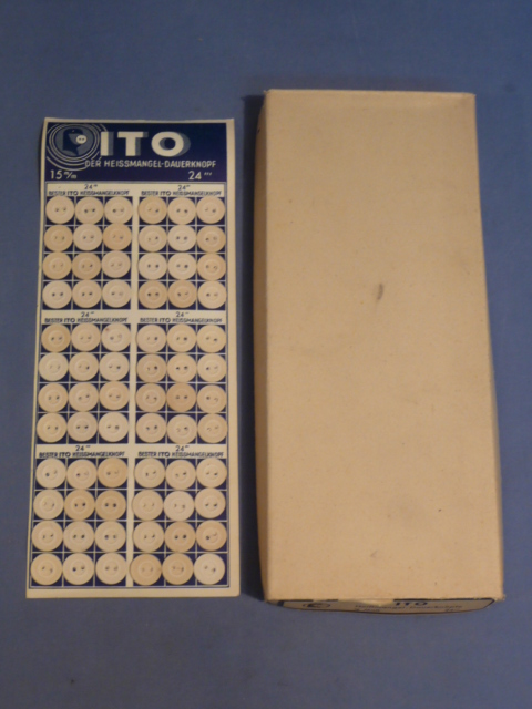 Original WWII German Card of Pressed Paper Buttons with BOX!