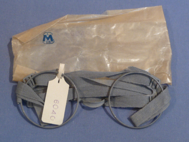 Original WWII German Masken-Brille (Gas Mask Glasses) in Glassine Envelope