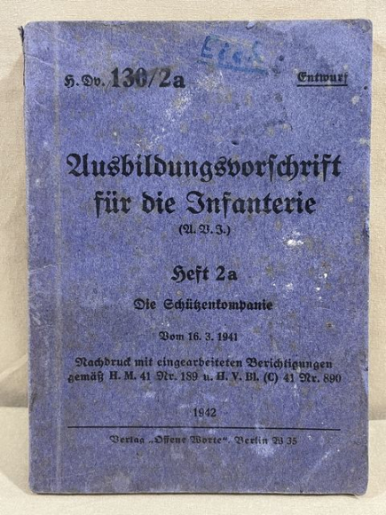 洋書 Deutsche Heeresuniformen und Ausruestung 9783613033269 Deutsche Heeresuniformen und Ausrüstung