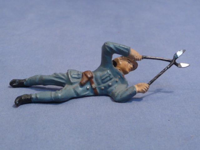 Original Nazi Era German French Toy Soldier with Wire Cutters, LINEOL