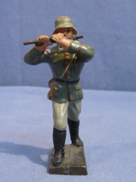 Original Nazi Era German Marching Flute Player Toy Soldier, LINEOL