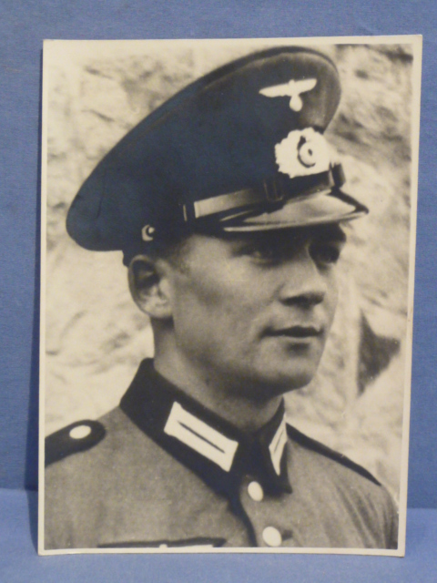 Original WWII German Army (HEER) Soldier's Photograph