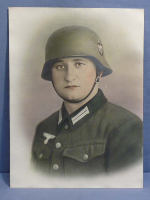 Original WWII German Army (HEER) Soldier's Photograph/Painting, M35 Helmet