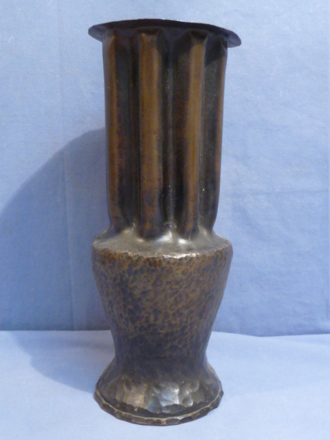 Original WWII US 105mm M14 Artillery Shell Trench Art