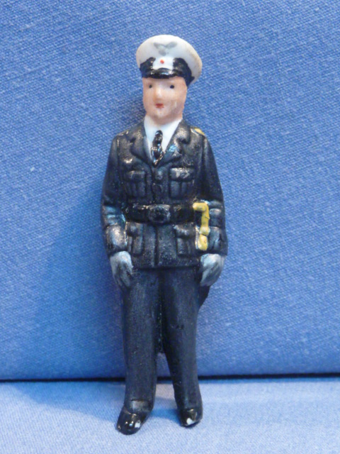 Original Nazi Era German WHW Donation Porcelain Figure, Luftwaffe Soldier