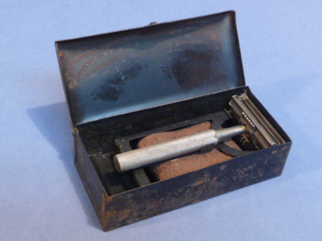 Original WWII British AUTOSTROP Brand Metal Razor, Strop & Box