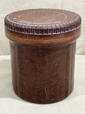 Original WWII German 10.5cm Field Howitzer 13 Bakelite Ammunition Container