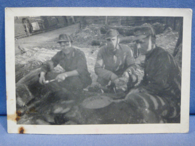 Orignal WWII German Photograph, Army Soldiers Preparing a Meal