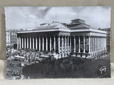 Original WWII Era French Architecture Postcard, Paris et ses Merveilles La Bourse