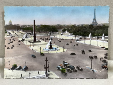 Original WWII Era French Architecture Postcard, Paris en Flanant Place de la Concorde
