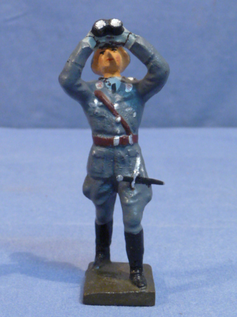 Original Nazi Era German LW Officer with Binoculars and Dagger Toy Soldier, LINEOL
