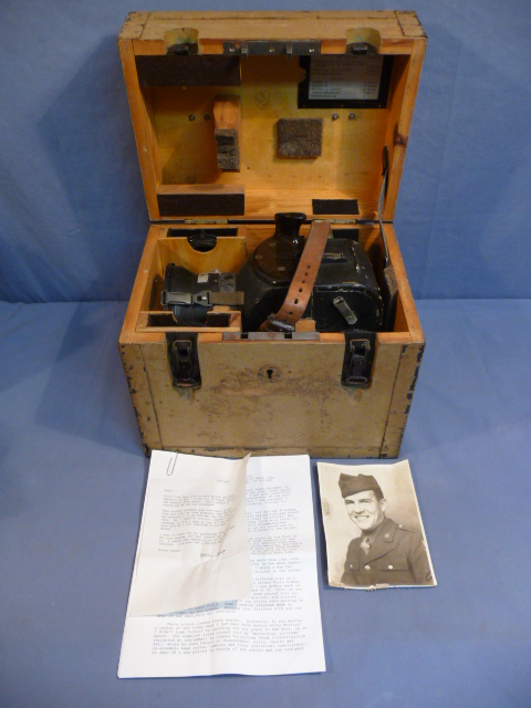 Original WWII German Luftwaffe Airplane Camera, Vet Bring Back!!!