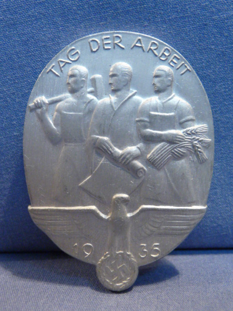 Original Nazi Era German Metal Tinnie, TAG DER ARBEIT 1935