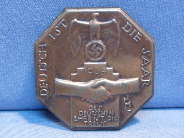 Original Nazi Era German Metal Tinnie, DEUTSCH IST DIE SAAR 1934