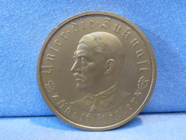 Original Nazi Era German Adolf Hitler Table Coin, The Year of Germany's Turning Point 1933