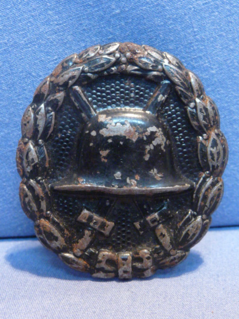 Original WWI German Wound Badge in Black