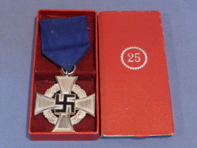 Original WWII German Cased 25-Year Faithful Service Medal