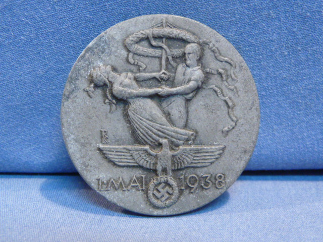 Original Nazi Era German 1 May 1938 Metal Tinnie, 1 MAI 1938