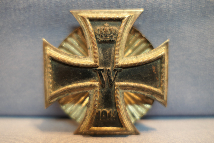 Original WWI German Iron Cross 1st Class, Screwback