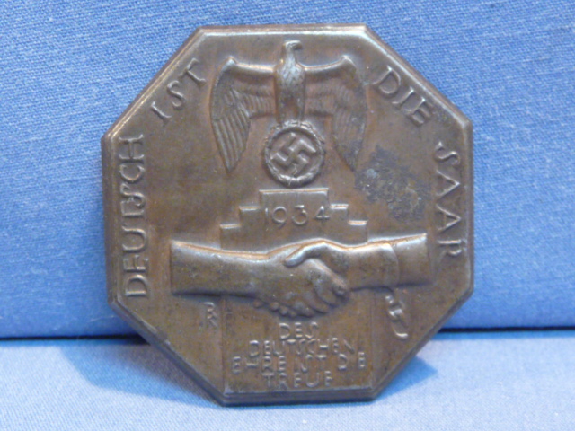 Original Nazi Era German Metal Tinnie, DEUTSCH IST DIE SAAR 1934