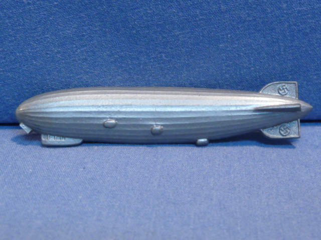 Original Nazi Era German Plastic Tinnie, Zeppelin