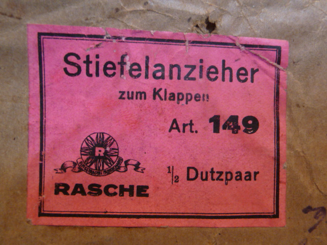 Original WWII Era German Folding Boot Pull Paper Wrapper, Stiefelanzieher zum Klappen