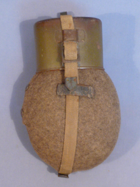 Original WWII German Soldier's Mid/Late-War M-31 Canteen