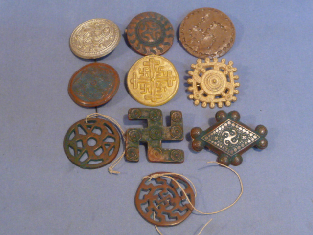Original Nazi Era German Collection of Plastic Tinnies, 10 Pieces